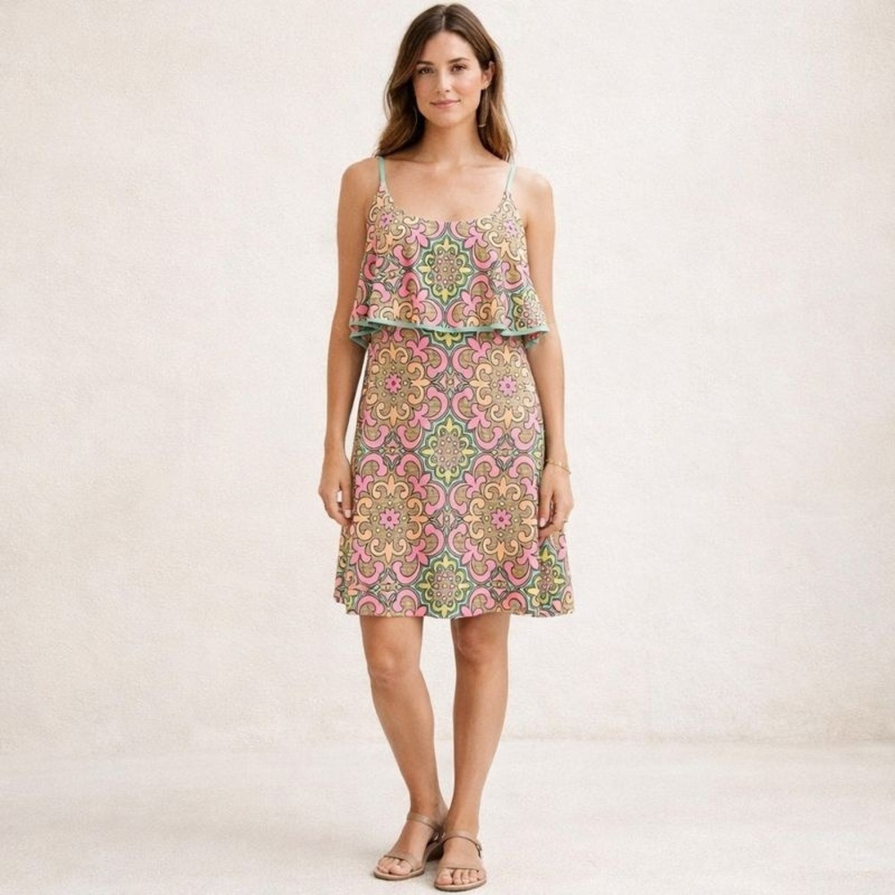 Judith March Colorful Bright Pink Knee Length Dress Keyhole Back Size Medium